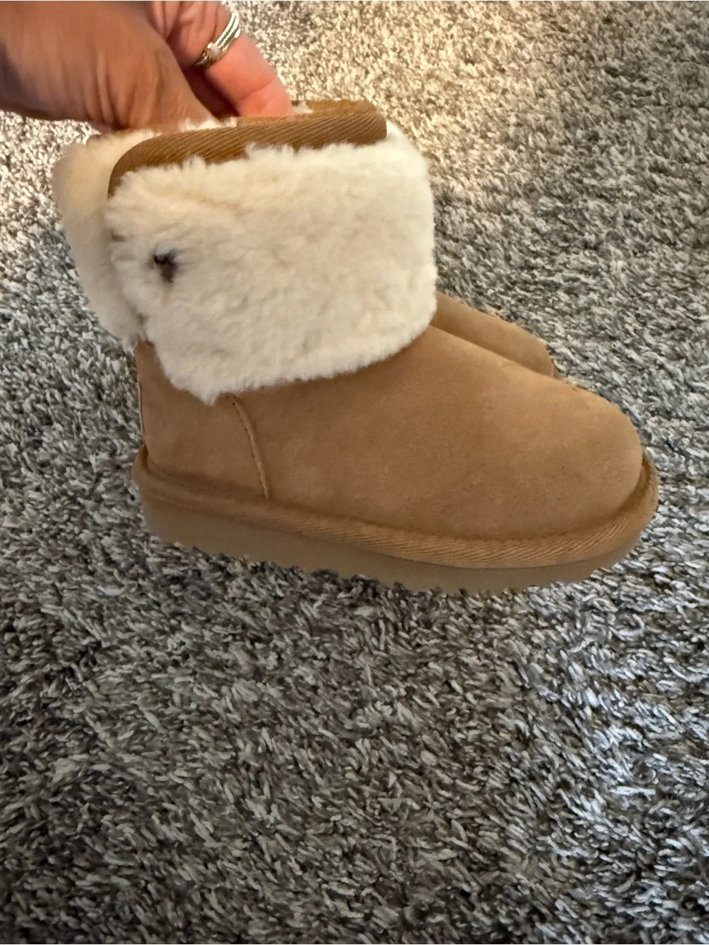 UGG Kids Shearling Cuff Boot - Chestnut and Cream